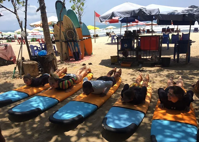 Hostel Da Housetel Kuta Lombok